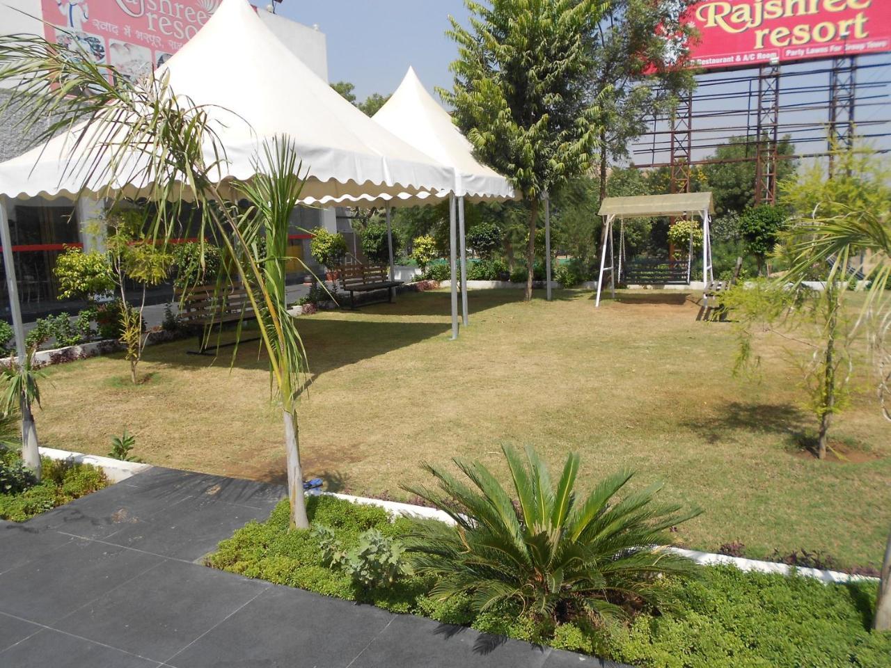 Rajshree Resorts ชัยปุระ ภายนอก รูปภาพ