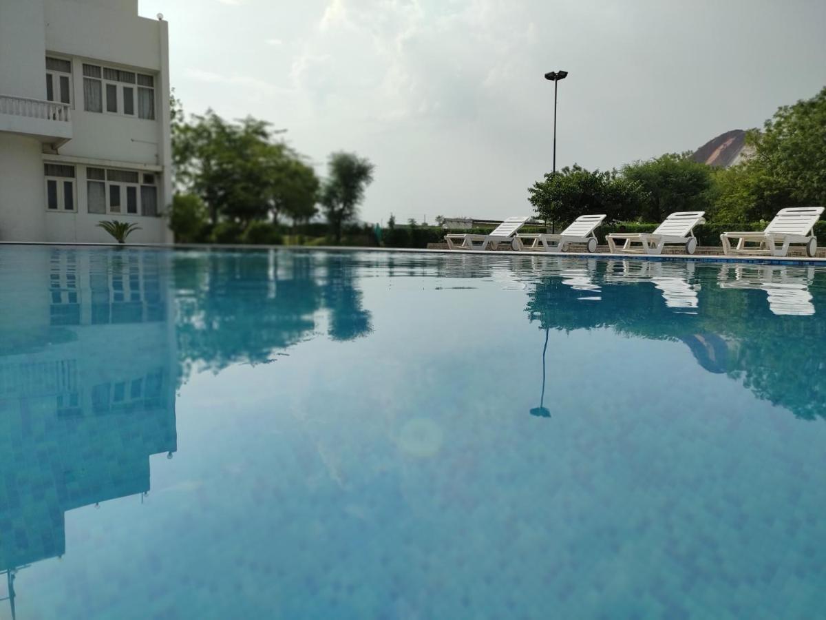 Rajshree Resorts ชัยปุระ ภายนอก รูปภาพ